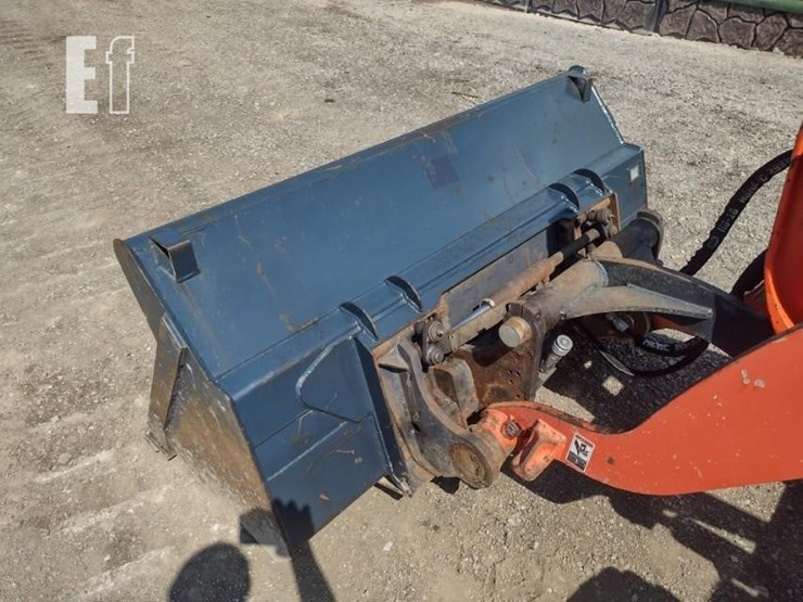 2018-kubota-r530-image-17