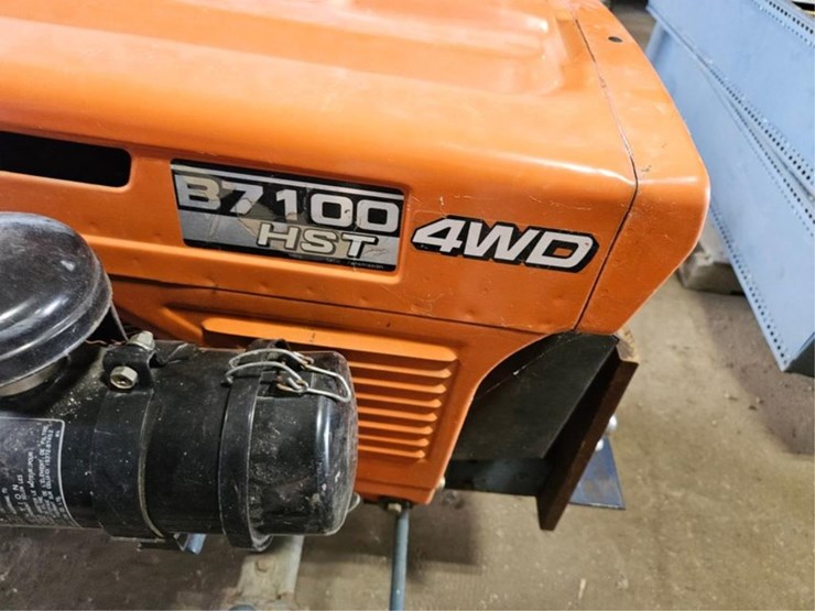 kubota-b7100-image-12