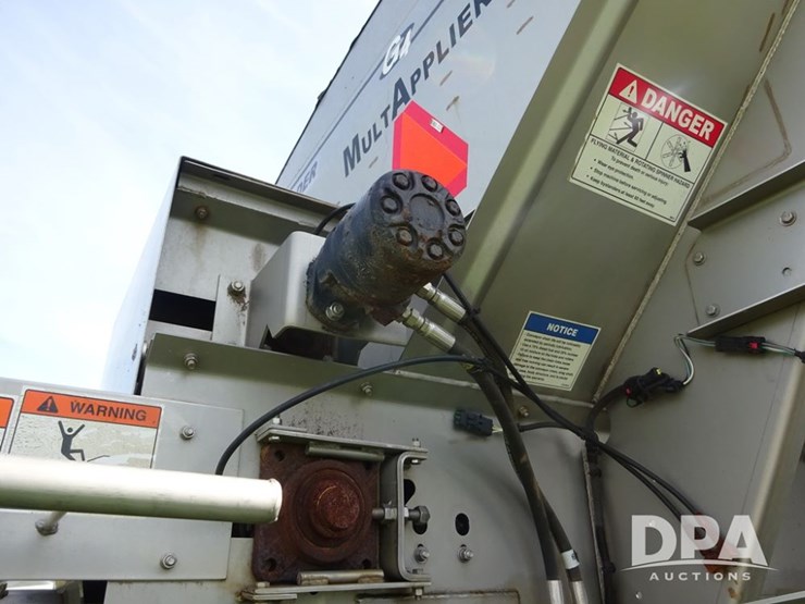 2016-john-deere-r4045-image-71