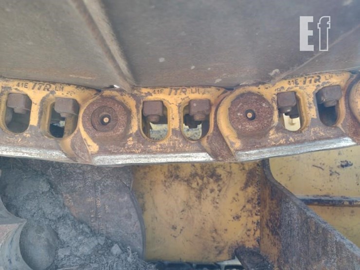 2004-deere-650h-image-32
