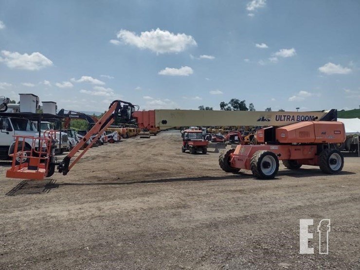 2013-jlg-1200sjp-image-3