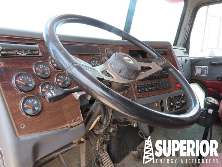 2011-western-star-4900-image-4