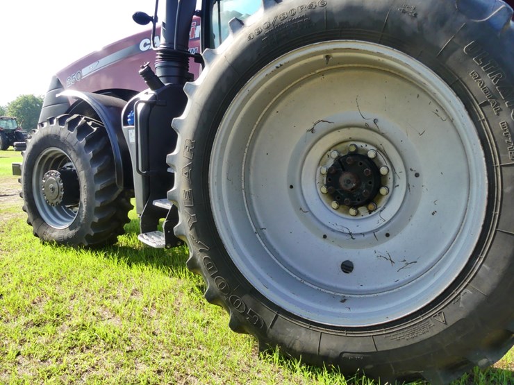 2019-case-ih-magnum-250-image-9