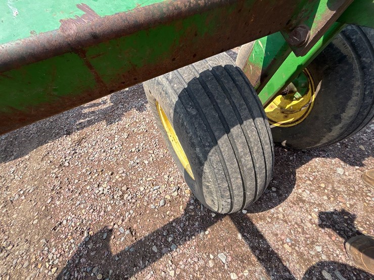 john-deere-510-image-15