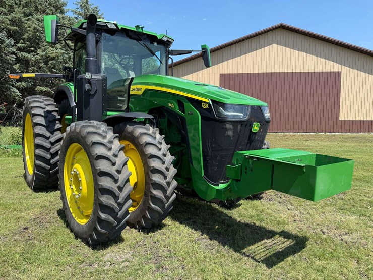 2021-john-deere-8r-340-image-7