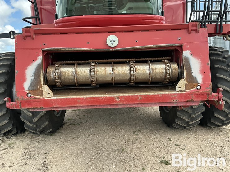 2012-case-ih-8230-image-12
