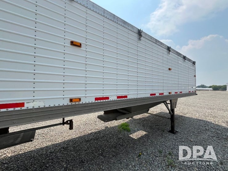 2015-timpte-grain-trailer-image-11