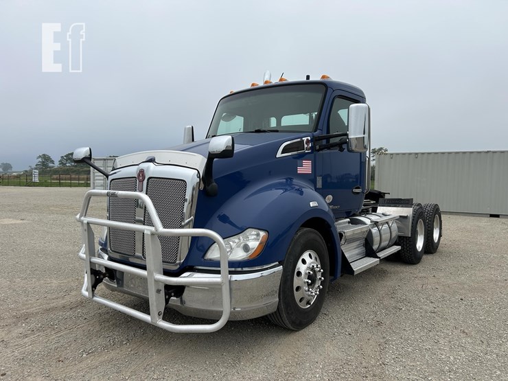 2020-kenworth-t680-image-1