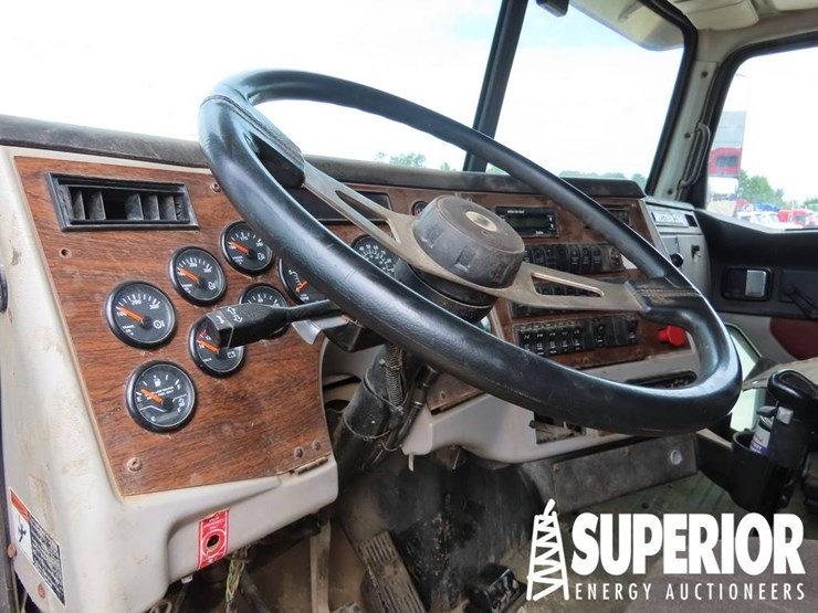 2014-western-star-4900-image-7