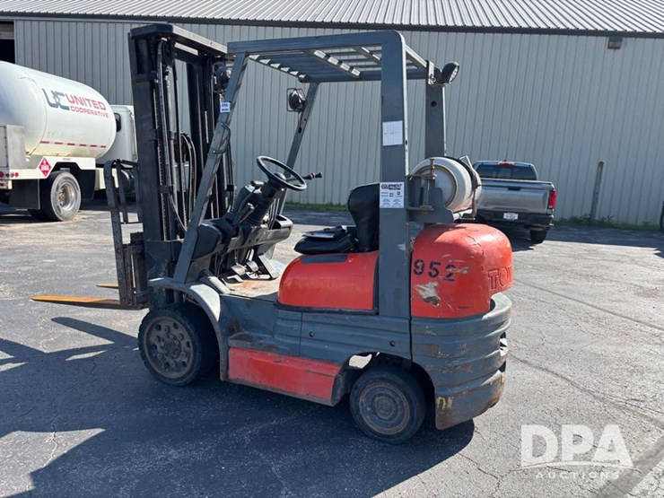 toyota-forklift-(dr11896-unit-952)-image-10
