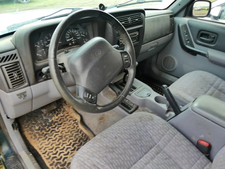 1998-jeep-cherokee-image-9