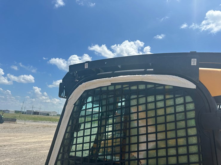 jcb-320t-image-21