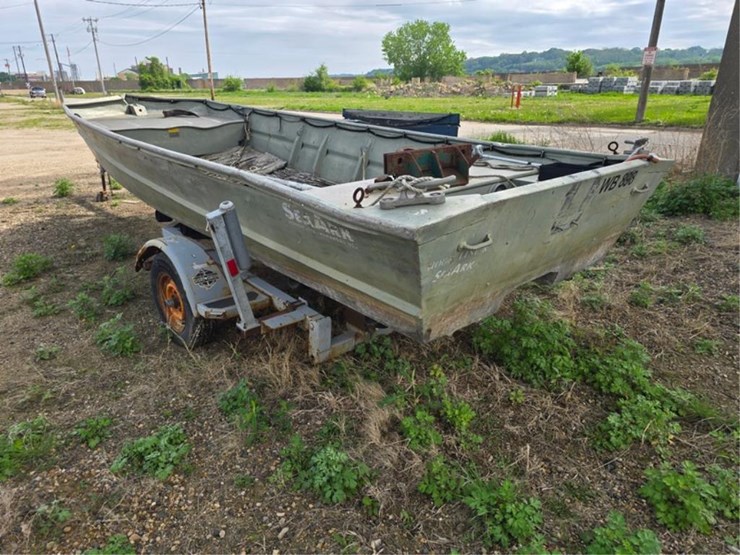 #2607-•-sea-ark-17'-aluminum-boat-image-3