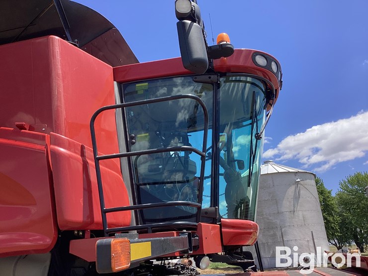 2012-case-ih-7120-image-18