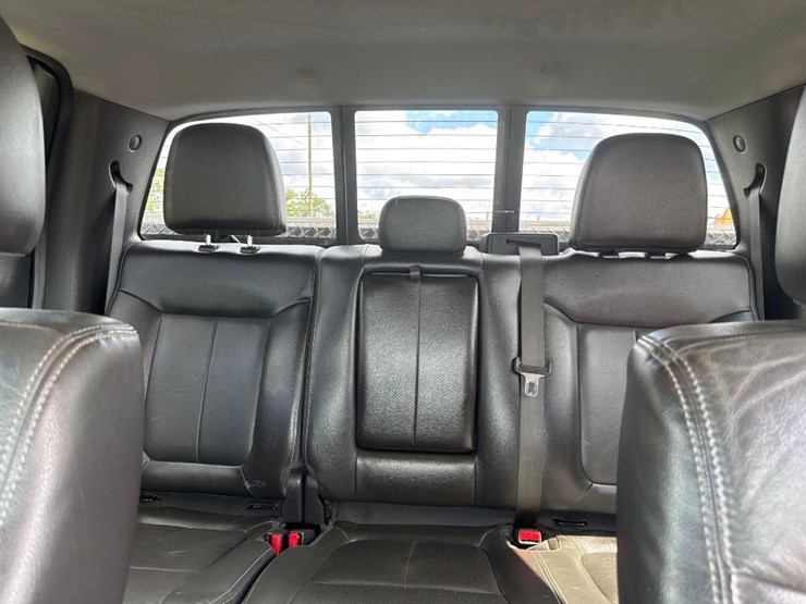 2013-ford-f150-lariat-image-33