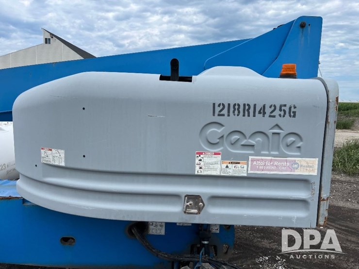 2012-genie-s45-image-25
