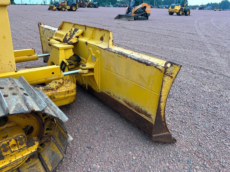 2007-komatsu-d39px-21-image-23