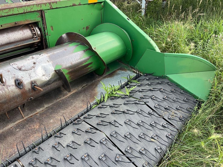 john-deere-212-image-4