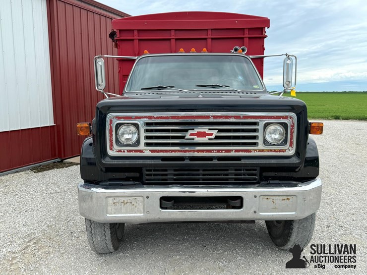 1974-chevrolet-c65-image-2