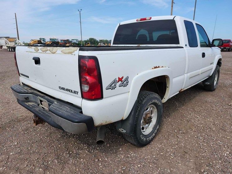 chevrolet-2500-image-3