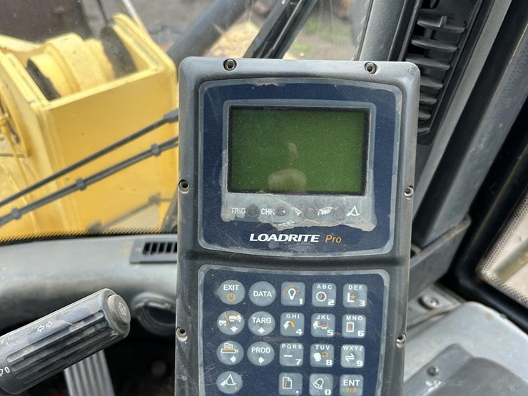 2010-new-holland-lw190-image-32
