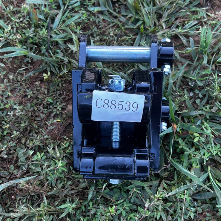 #134 • Quick Coupler