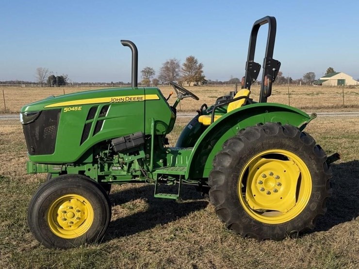 john-deere-5045e-image-2