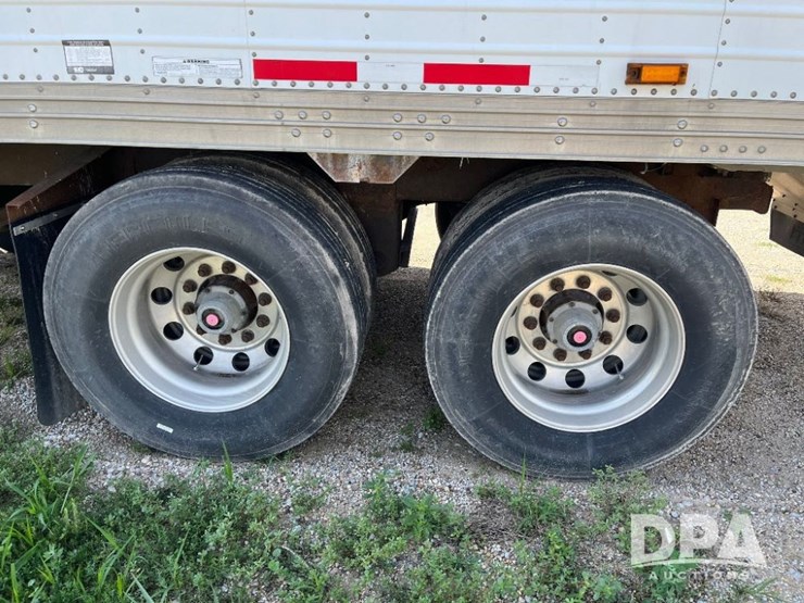 2012-timpte-grain-trailer-image-21