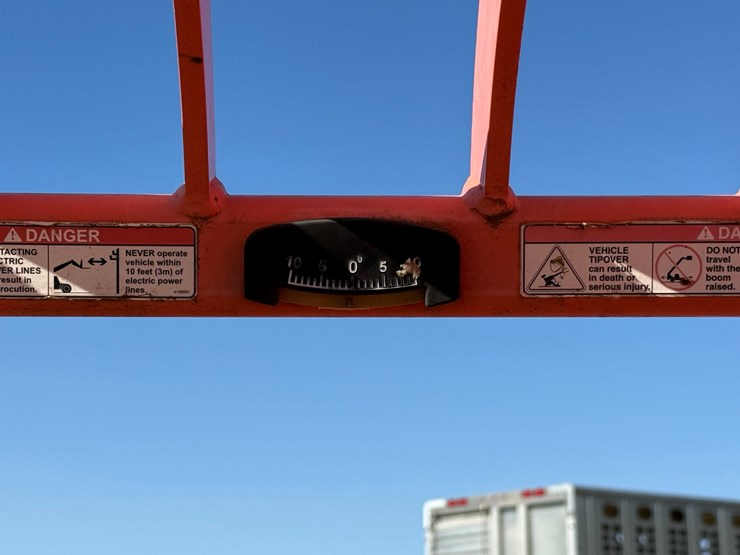 sky-trak-6036-image-20