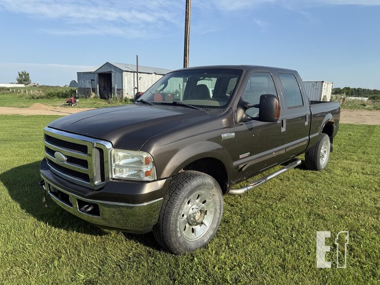 2005-ford-f350-xlt-image-1