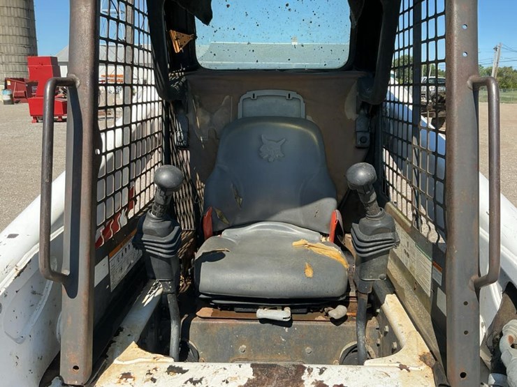 bobcat-t250-image-44