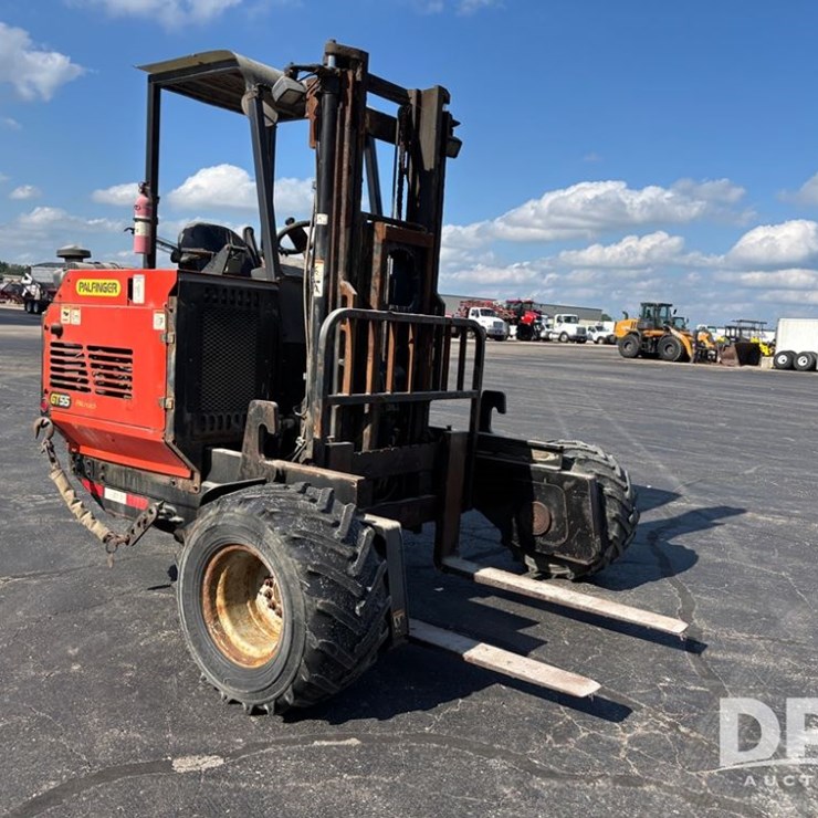 2015 Palfinger Lift (DR11898 Unit 939)