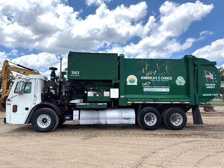 2015-mack-leu633-image-1