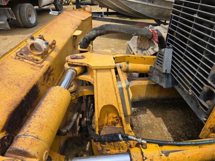 deere-750j-lgp-image-22
