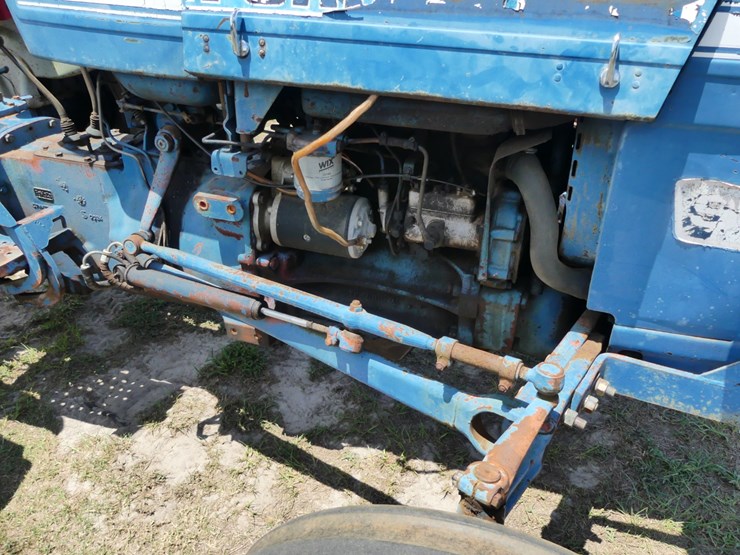 ford-4000-image-4