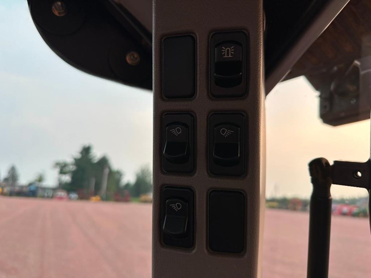 2008-case-ih-maxxum-115-image-66