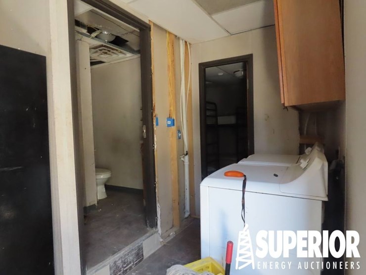 (r15-28)-atco-13'w-x-48'l-crew-house,-w/-living-ar-image-4