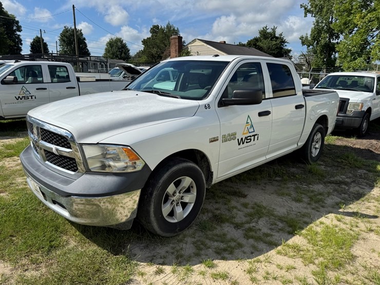 2016-ram-1500-crew-cab-pickup 218,682-miles-showing-- 3c6rr6kt9gg194015-image-1