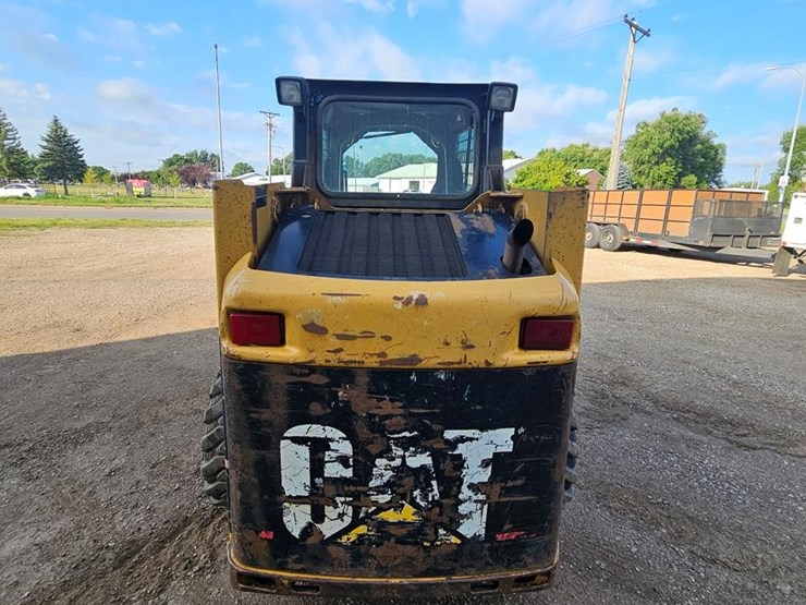 2001-caterpillar-216b-image-5
