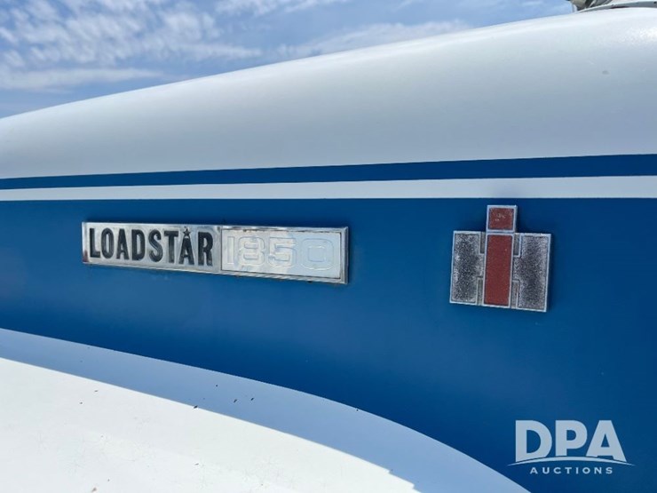 1976-international-loadstar-image-24