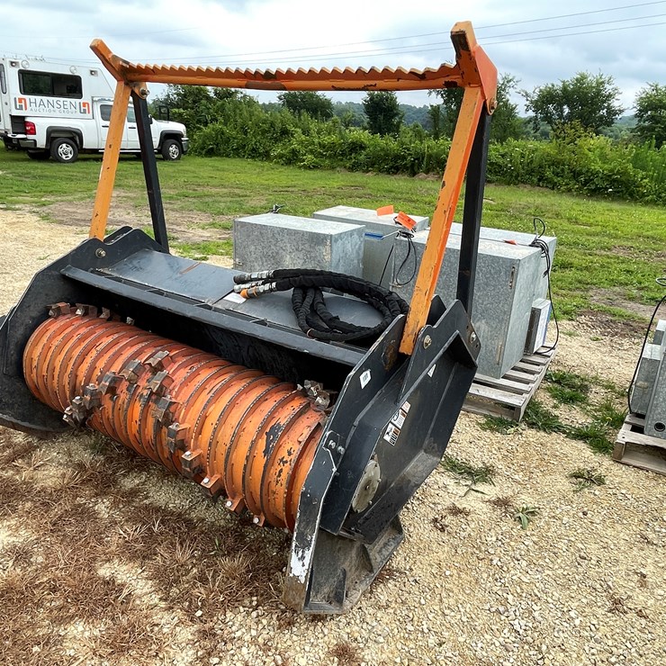 #1052 • 2022 Titan High Glow Mulching Head Attachment for Skid Loader