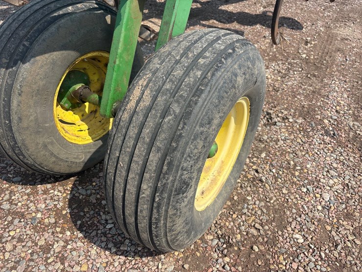 john-deere-510-image-17