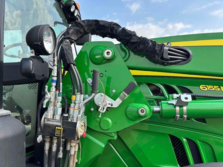 2023-john-deere-6155m-image-29
