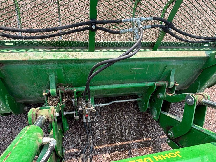 2021-john-deere-6155r-image-10