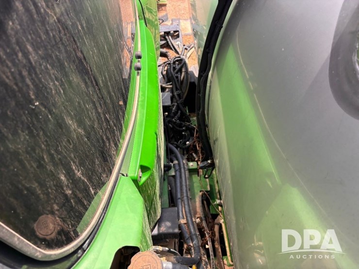 2017-john-deere-r4045-image-116