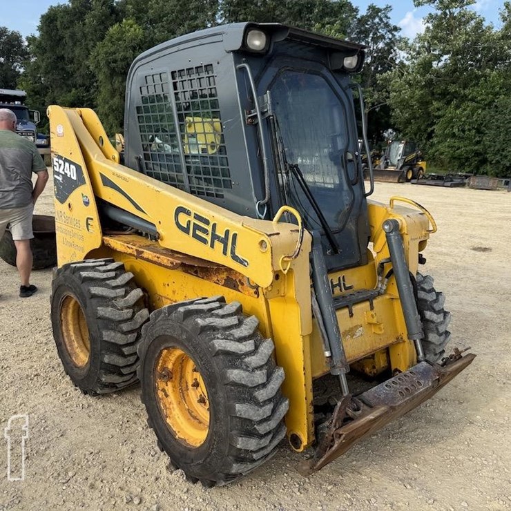 GEHL 5240
