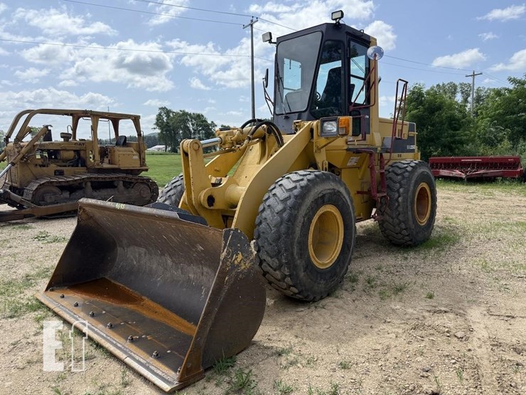 komatsu-wa250-image-2