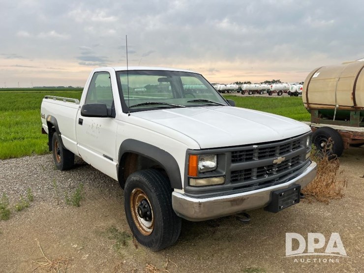 1997-chevrolet-2500-image-3