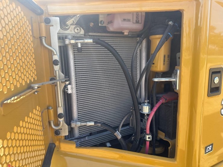 caterpillar-305cr-image-16