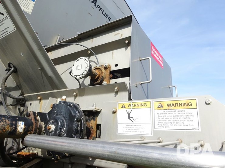 2019-john-deere-r4045-image-67